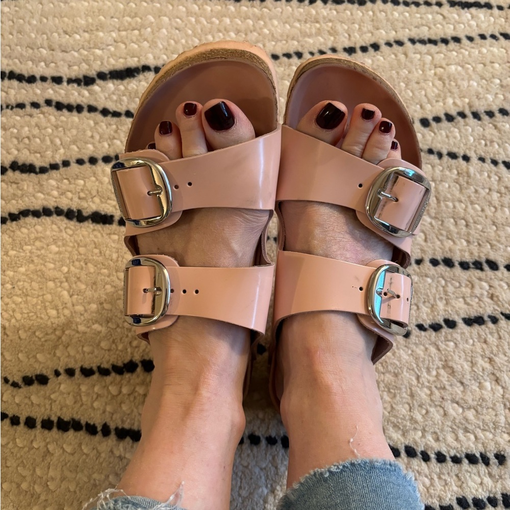 Size 40 ( us9) light rose Arizona big buckle Birkenstocks